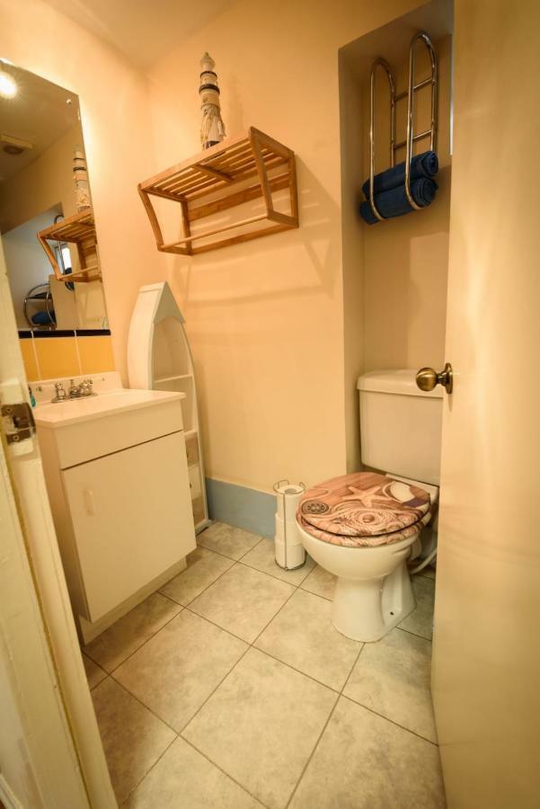 The Old Chemist Apartment Cullen Bagian luar foto
